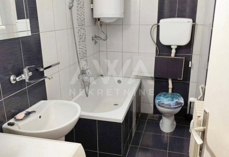 Stan Sombor – Selenča, 42m², 12. sprat, namešten, lift