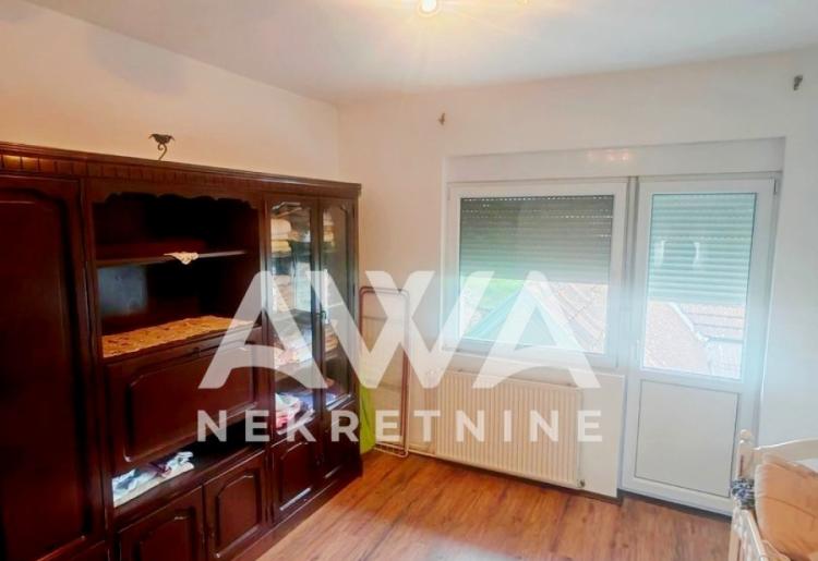 Crvenka – Dve kuće na jednom placu, idealno za dve porodice