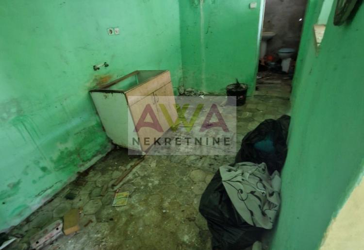 Bezdan. Kuća 91m2, plac 18ar