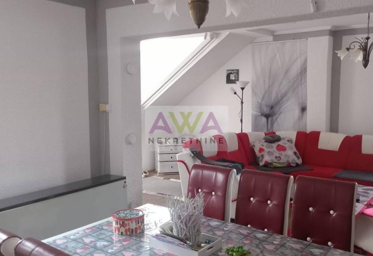 Aleksa Šantić. Porodična kuća 80 m2 u osnovi, plac 6ar