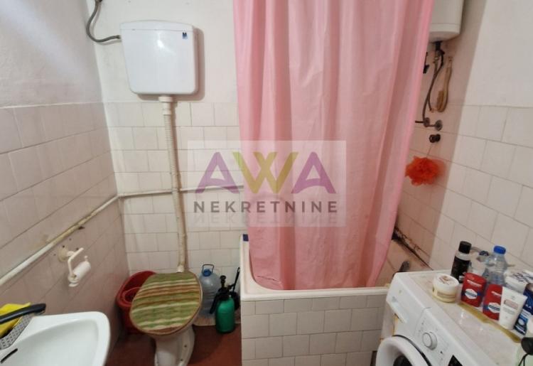Odžaci. Jednosoban stan 47m2, Prvi sprat