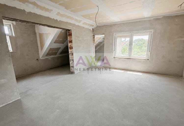 Sombor – Gornja Varoš, porodična kuća 174m2 sa nezavršenim potkrovljem, plac 727m2