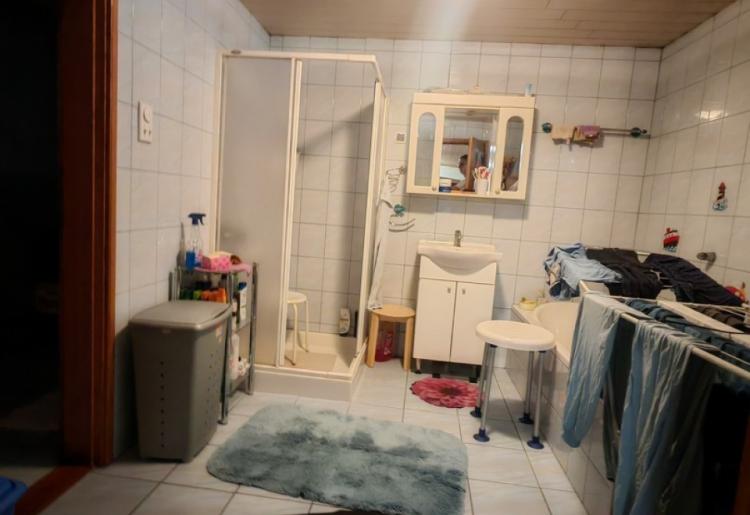 Bogojevo. Renovirana i nameštena kuća 276m2 na velikom placu od 27 ari