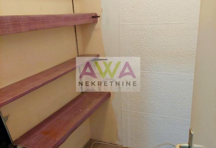Sombor – Komforan dvosoban stan 64m², lift, dve terase