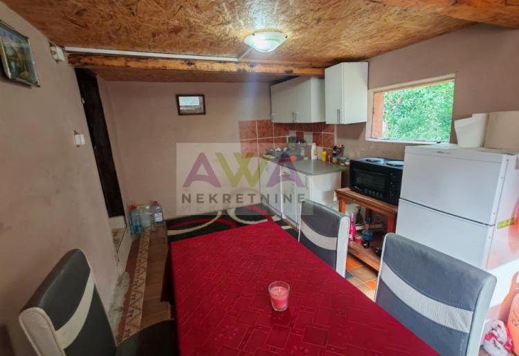 Bezdan – Baračka – Nameštena vikendica 45m², 50m od vode