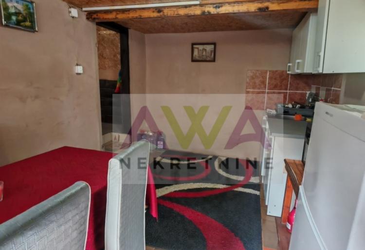 Bezdan – Baračka – Nameštena vikendica 45m², 50m od vode