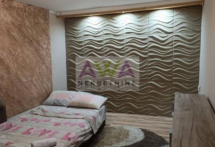 Bezdan – Baračka – Nameštena vikendica 45m², 50m od vode