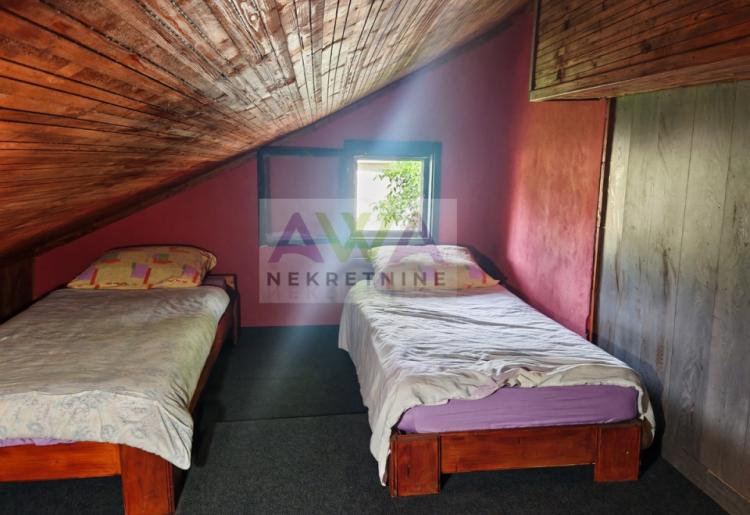 Bezdan – Baračka – Nameštena vikendica 45m², 50m od vode