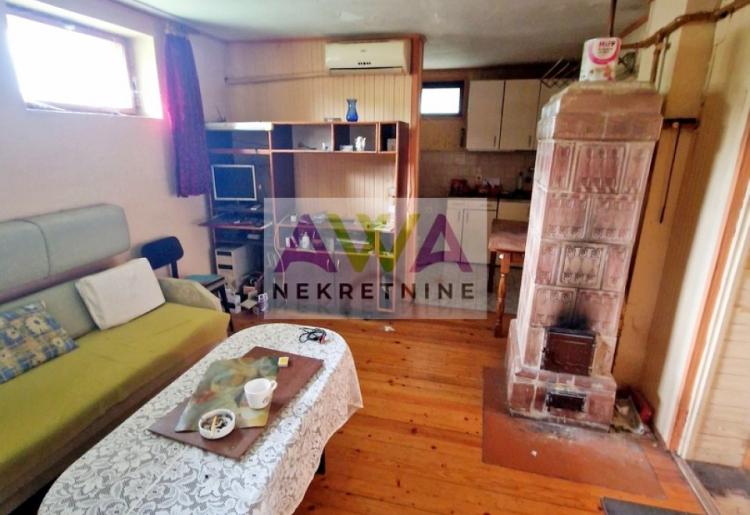 Sombor, Mlake – Trosoban dvorišni stan 87m²