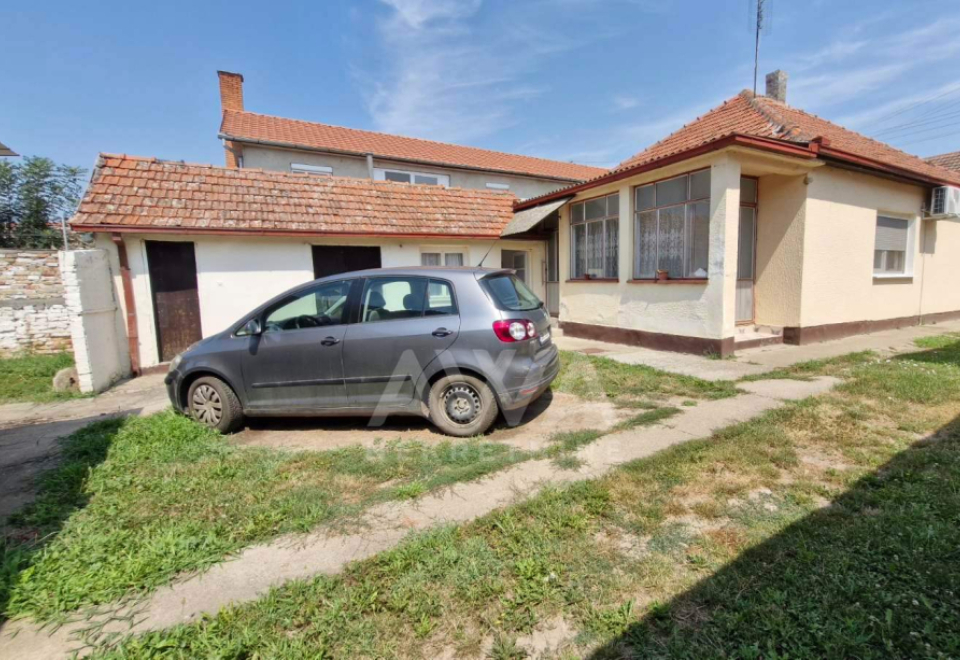 Kuća od 97 m2 na placu od 618 m2