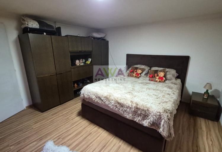 Doroslovo – Renovirana i nameštena prizemna kuća 161m², plac 1.885m²