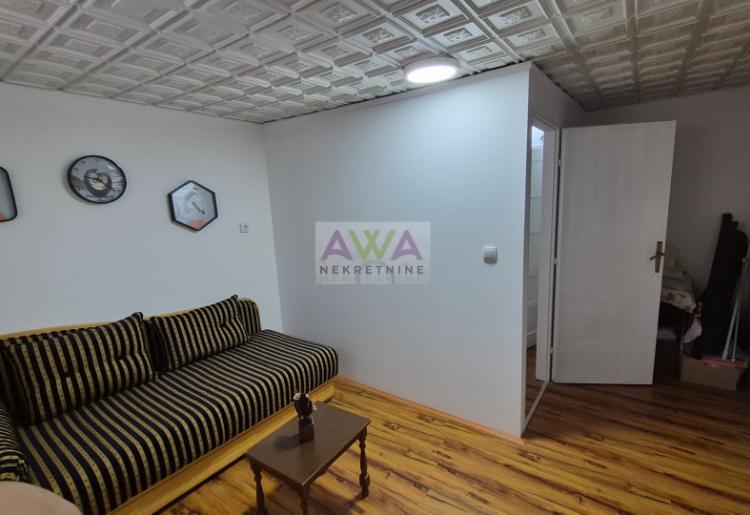 Doroslovo – Renovirana i nameštena prizemna kuća 161m², plac 1.885m²