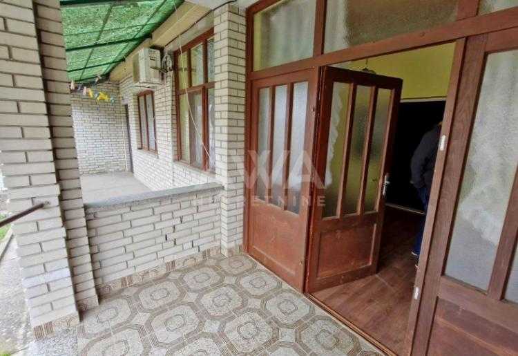 Bezdan – Trosobna kuća 152m², plac 1.839m²