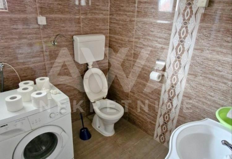 Bezdan – Trosobna kuća 152m², plac 1.839m²
