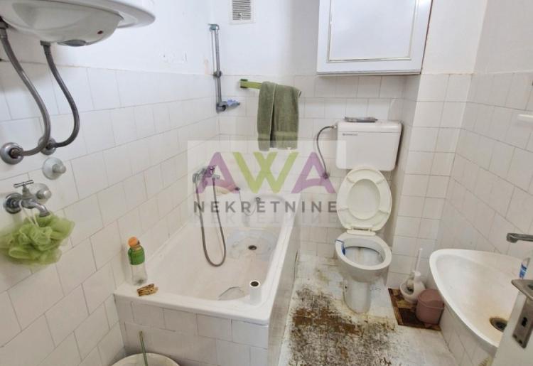 Centar Apatina – Blok 112 – Komforan dvosoban stan 69m²