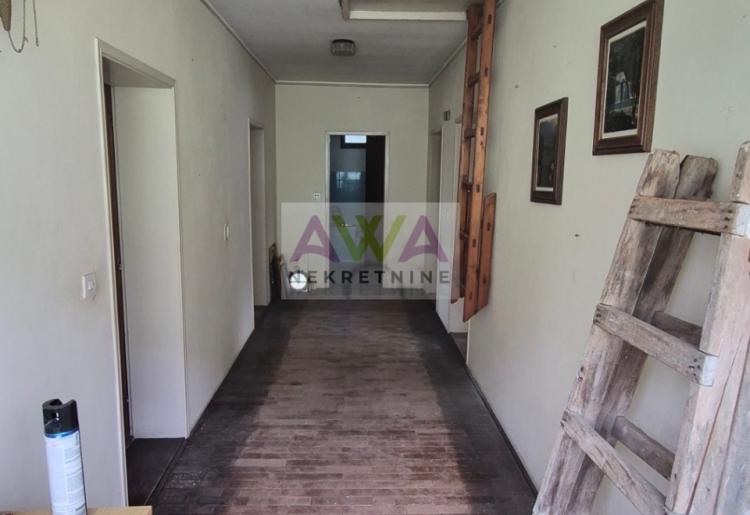Apatin – Kuća za renoviranje, 120m² na placu od 418m²