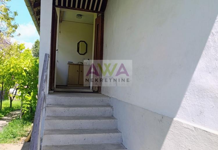 Apatin – Kuća za renoviranje, 120m² na placu od 418m²