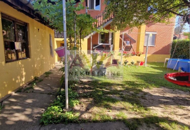 Sombor – Gornja Varoš – Renovirana spratna kuća, idealna za dve porodice