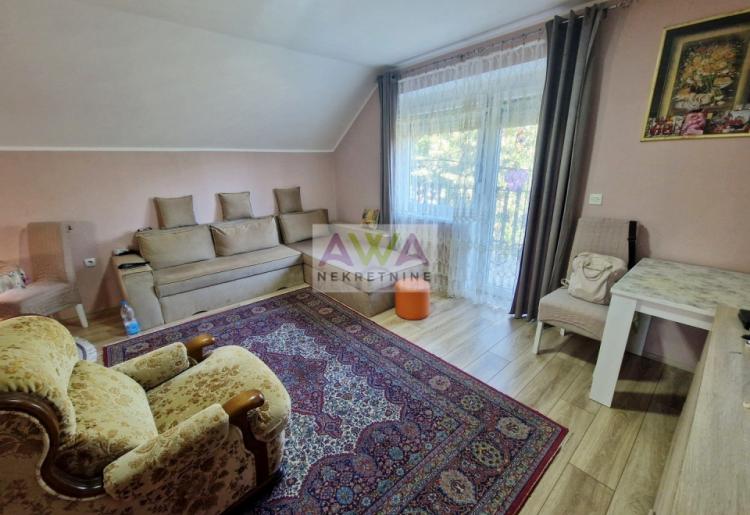 Sombor – Gornja Varoš – Renovirana spratna kuća, idealna za dve porodice