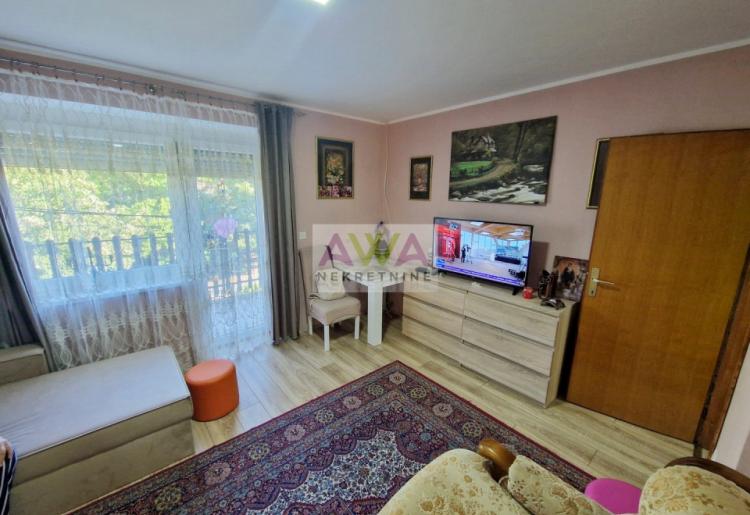Sombor – Gornja Varoš – Renovirana spratna kuća, idealna za dve porodice
