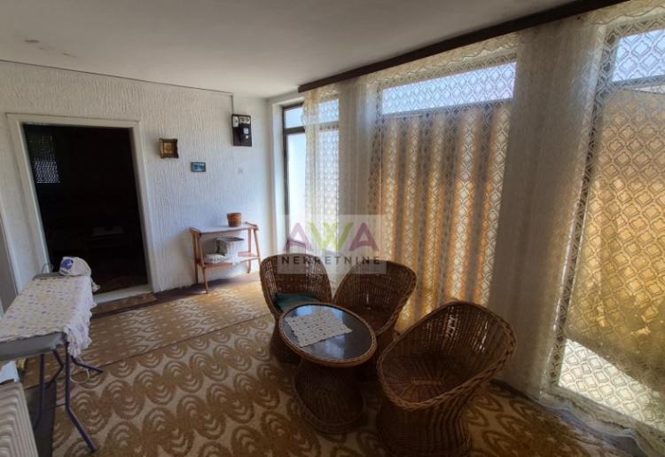 Čonoplja – Prizemna porodična kuća 91m², plac 743m²