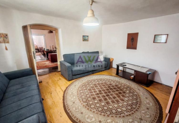 Odžaci – Očuvana nameštena prizemna kuća 127m², odmah useljiva