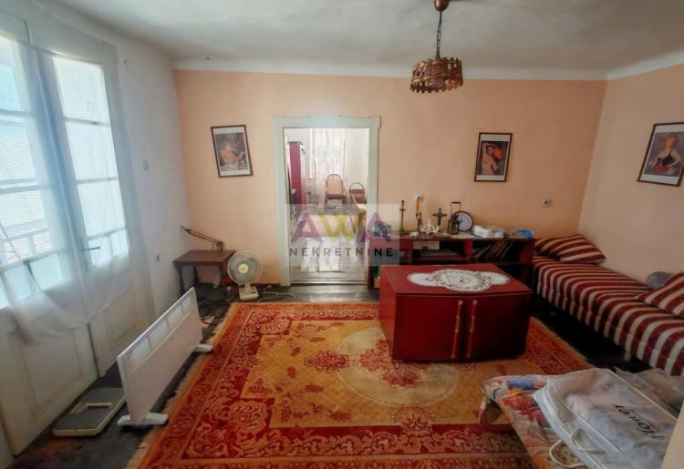 Odžaci – Očuvana nameštena prizemna kuća 127m², odmah useljiva
