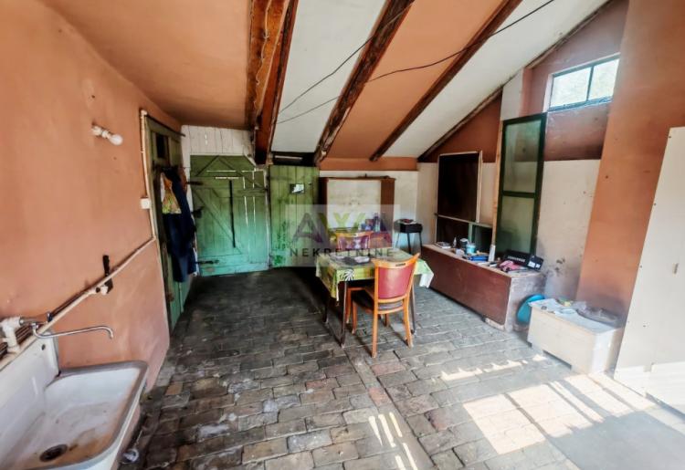 Odžaci – Očuvana nameštena prizemna kuća 127m², odmah useljiva