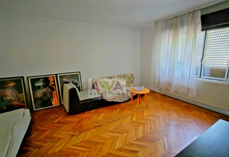Sombor – Stambeno-poslovni objekat sa dve hale, idealan za porodični biznis