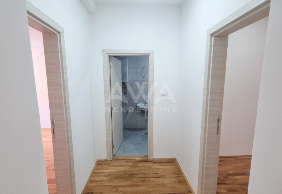 Centar Apatina. Četvorosoban stan, 115m2