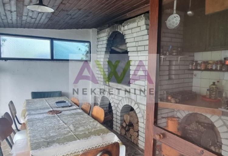 Kupusina – Vikend naselje Pčela. Nameštena vikendica 38m²