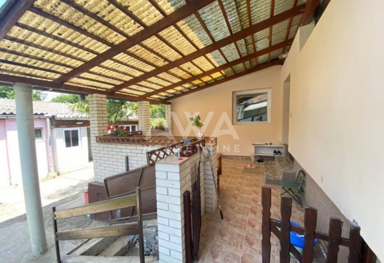 Apatin. Kompletno nameštena kuća od 108 m² na placu od 540 m²