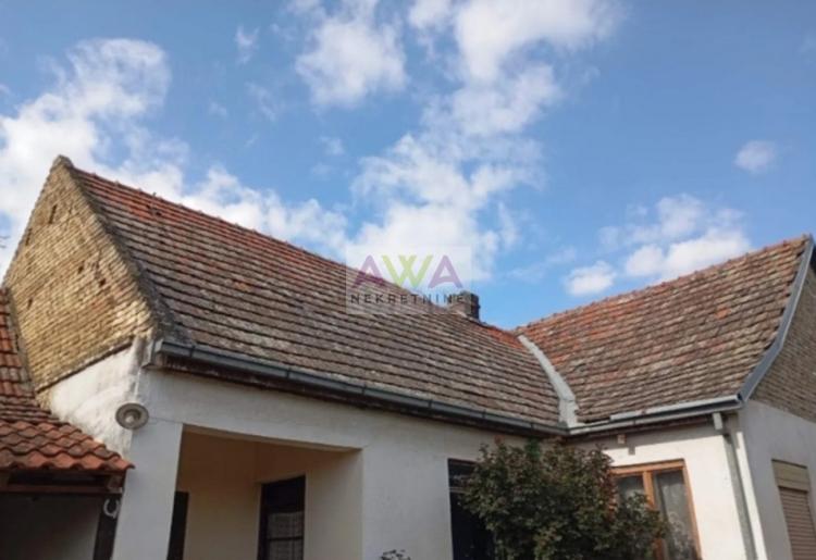 Aleksa Šantić – Prizemna kuća 122m² na placu od 1.345m², 