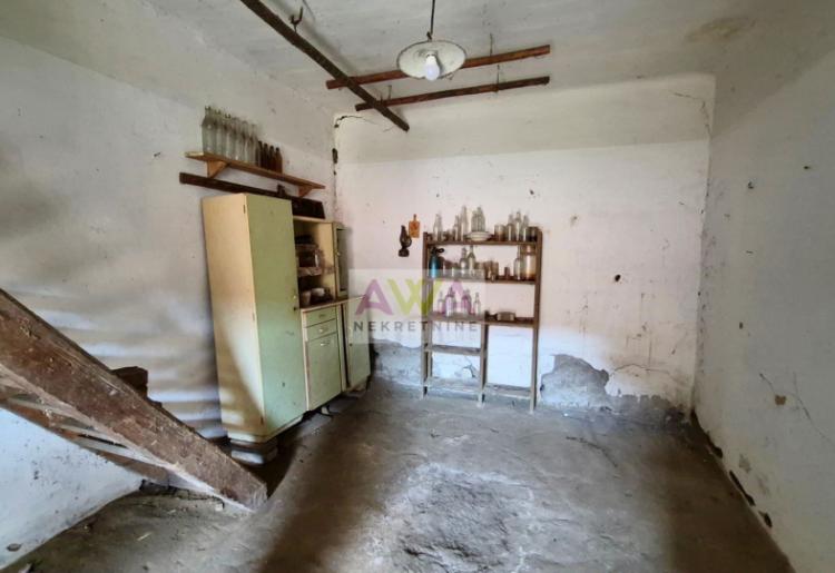 Telečka. Dve kuće po ceni jedne. Plac 14ar