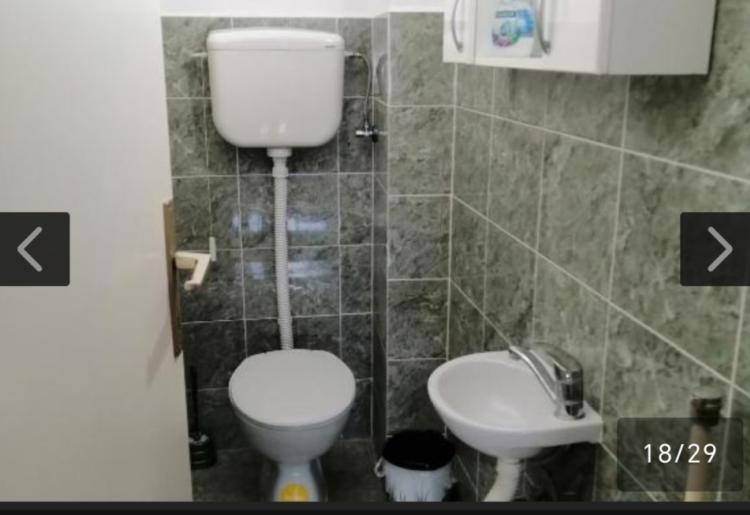Sombor – Nova Selenča – Prostran trosoban stan 83m², dve spavaće sobe