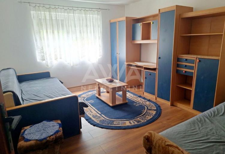 Stapar – Porodična kuća 143m², plac 1.297m²