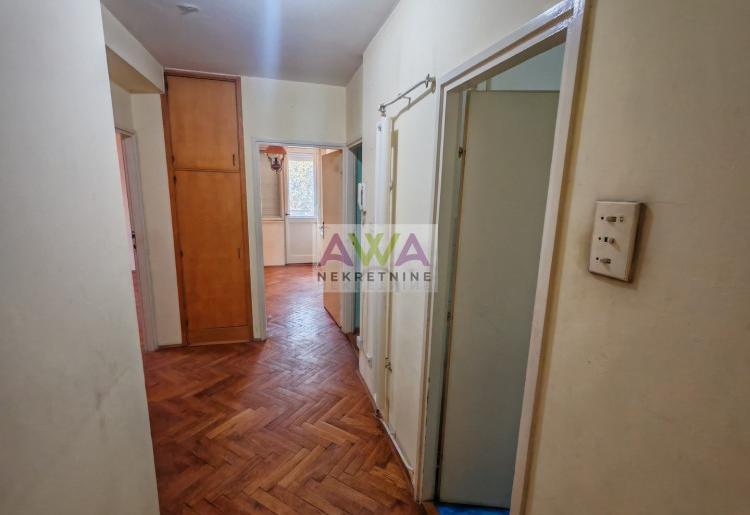 SOMBOR – Prvomajski, 2.5 sobe, 4 sprat, LIFT