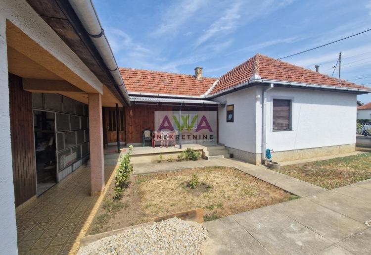 Gornja Varoš. Prizemna kuća 107m2, plac 543m2 