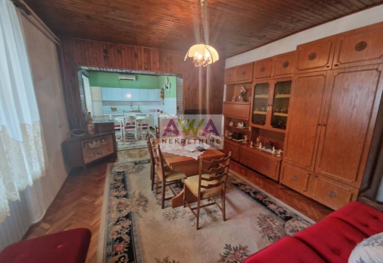 Gornja Varoš. Prizemna kuća 107m2, plac 543m2 