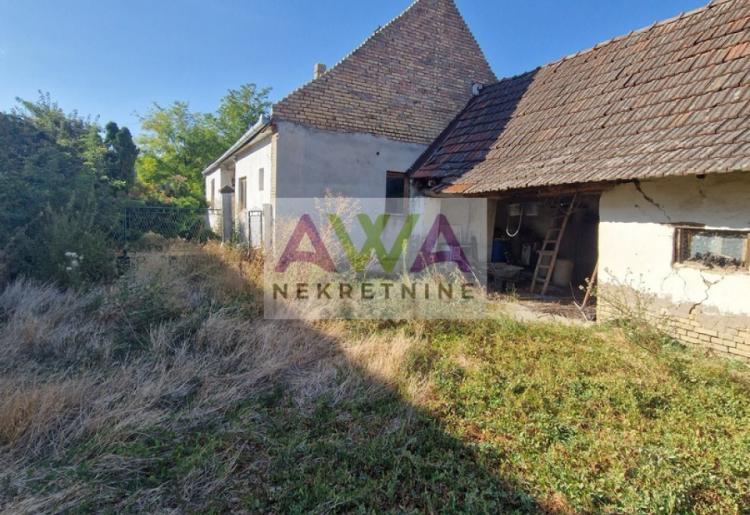 Bački Brestovac – kuća 133 m² na placu od 12,99 ari – 22.000 €