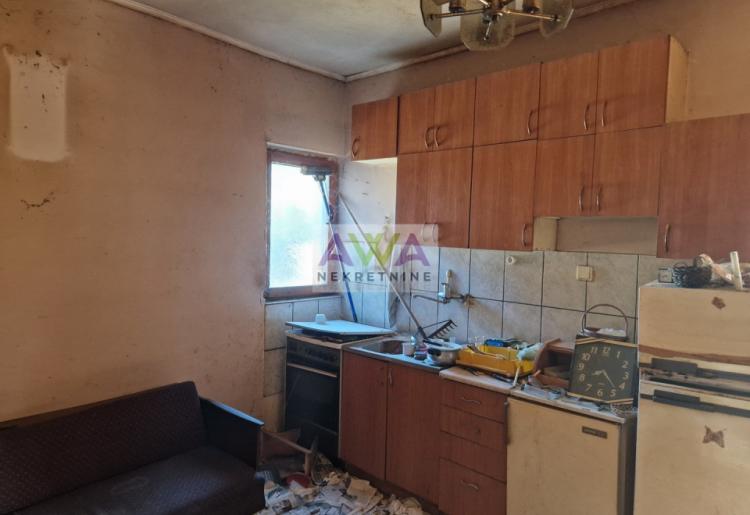 Bački Brestovac – kuća 133 m² na placu od 12,99 ari – 22.000 €