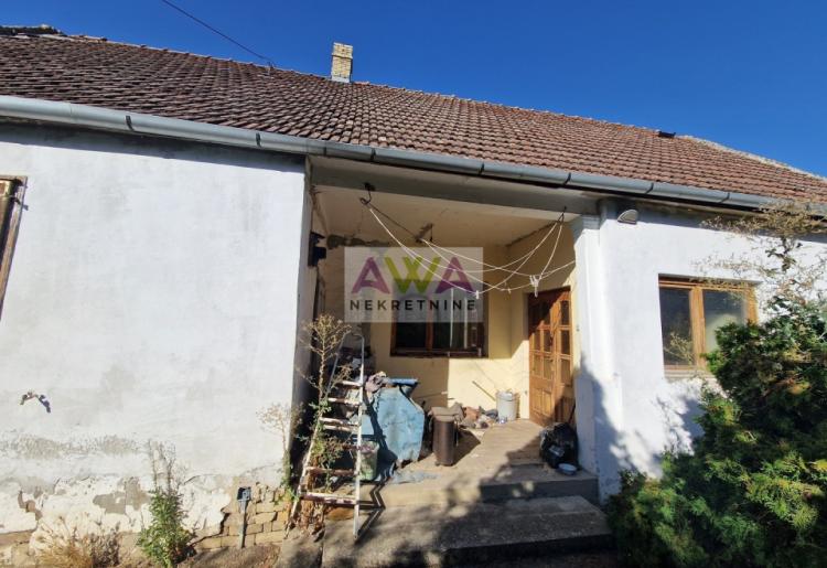 Bački Brestovac – kuća 133 m² na placu od 12,99 ari – 22.000 €