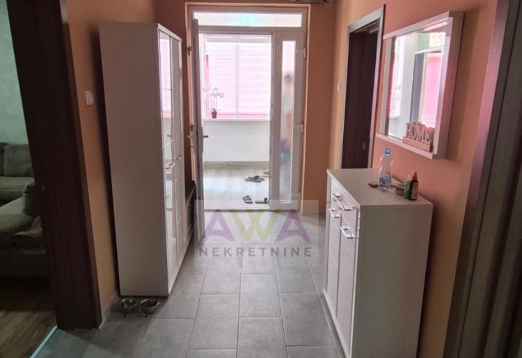 Sombor – Josićko naselje, kuća 189 m² sa dve stambene jedinice