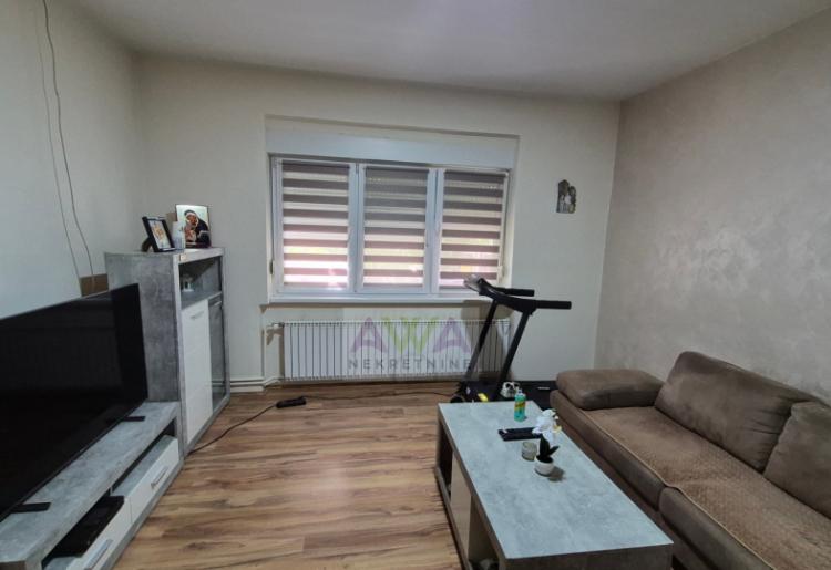 Sombor – Josićko naselje, kuća 189 m² sa dve stambene jedinice