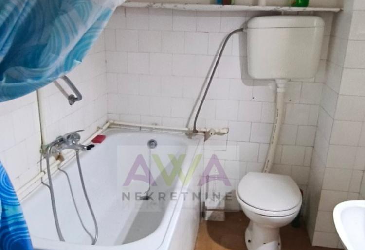 Apatin – trosoban stan 64 m² u prizemlju, blizu centra