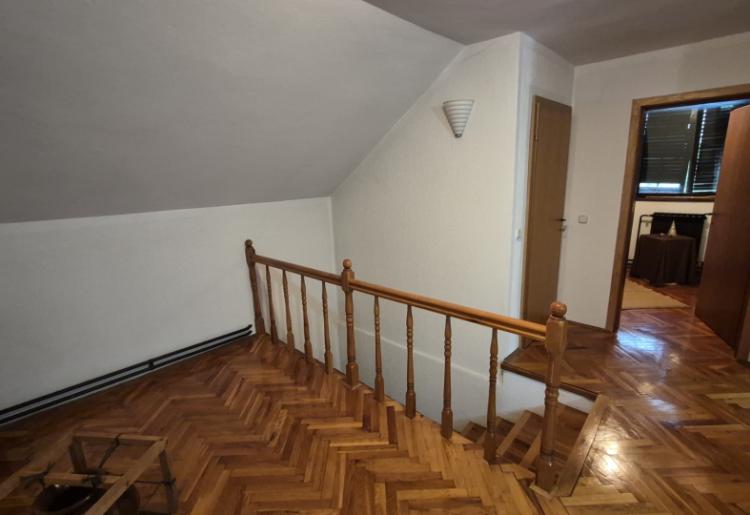 CRVENKA – PORODIČNA KUĆA 146 m² SA 4 SPAVAĆE SOBE