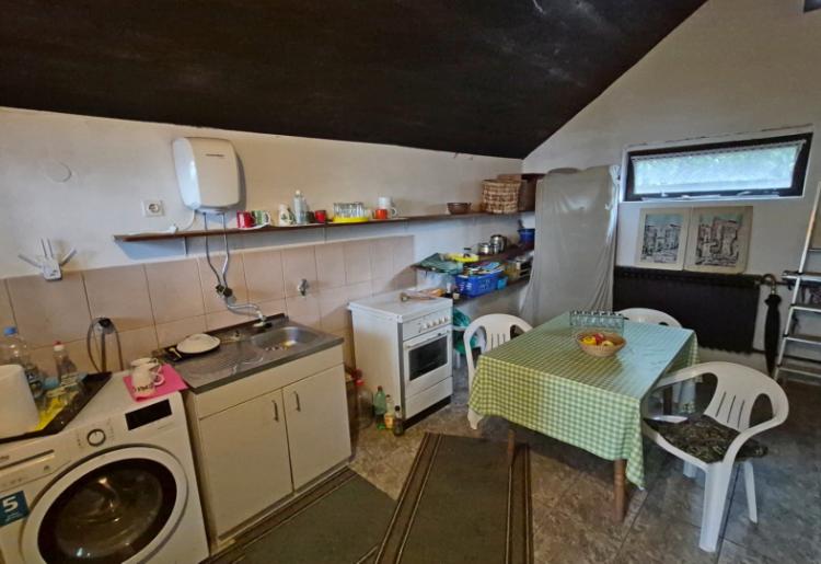 CRVENKA – PORODIČNA KUĆA 146 m² SA 4 SPAVAĆE SOBE