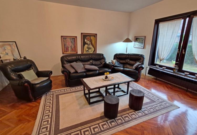 CRVENKA – PORODIČNA KUĆA 146 m² SA 4 SPAVAĆE SOBE