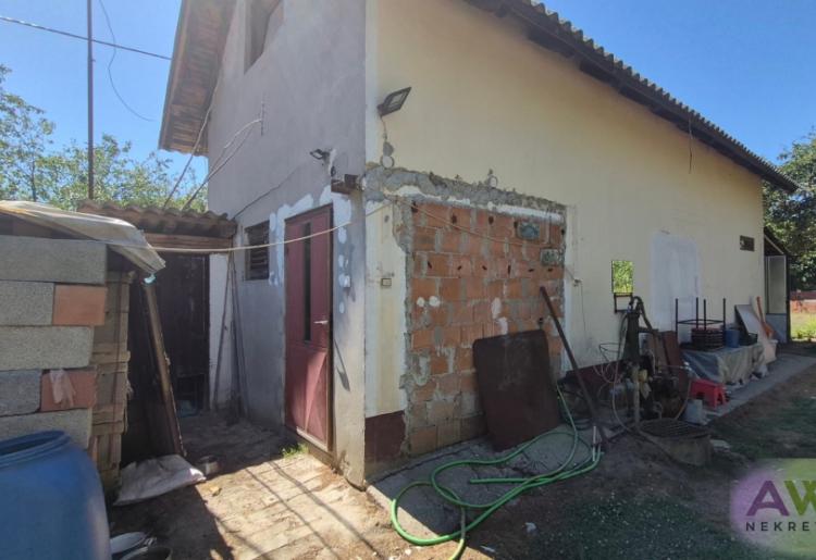 Vikendica Kupusina 112m2 plac 36ar