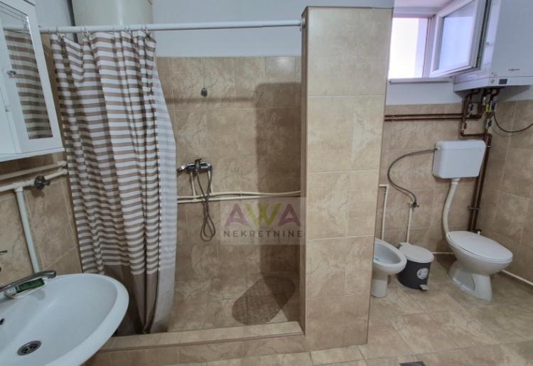 Čonoplja – dve stambene celine na placu od 1.495 m²